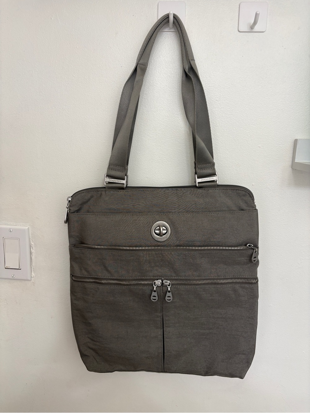 Baggallini Gray Shoulder Tote with Front Zippers